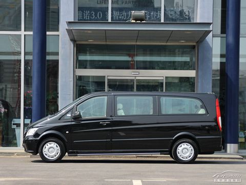7座奔馳威霆-商務(wù)租車(chē)