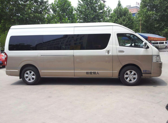 大巴車(chē)租賃